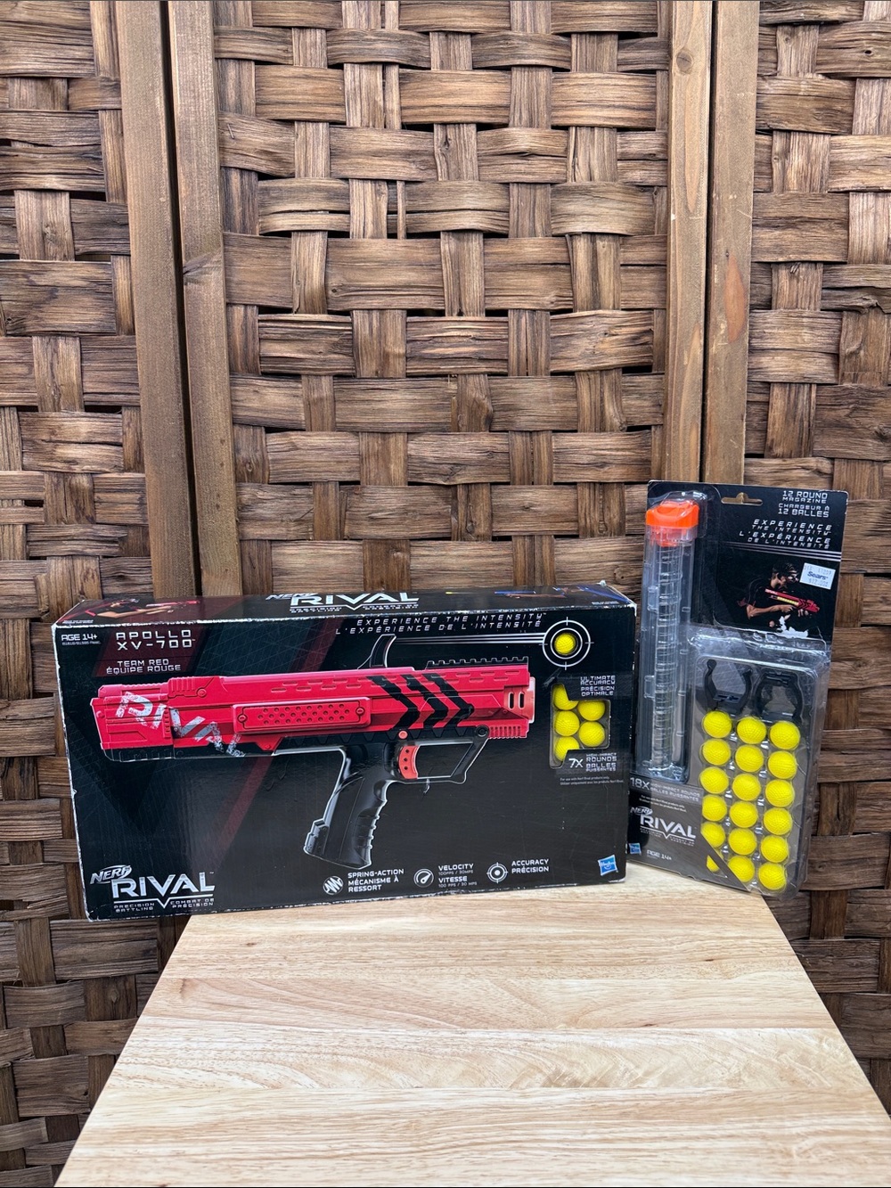 2015 NEW Nerf Rival Apollo XV-700 Red Blaster with Yellow Rounds and Extra Pack